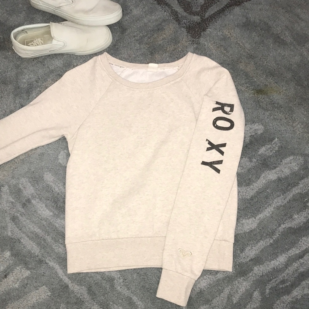 Roxy grey sweatshirt.